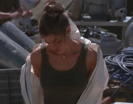 DeniseRichards-TheWorldisNotEnough001