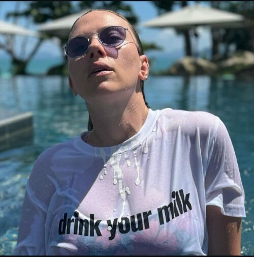 Do as mommy Scarlett Johansson says260a26c7ed3ce47a227107198278be5d