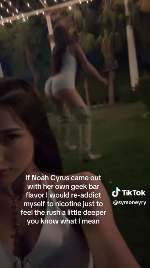 Download-1.mp4_00001103346bfb197759bcc1c