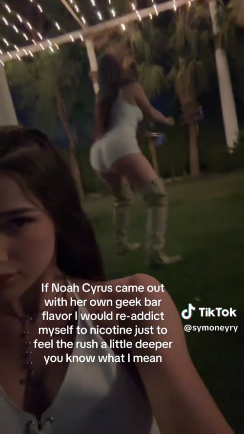 Download-1.mp4_000011200a4d3db5e92bab3bb