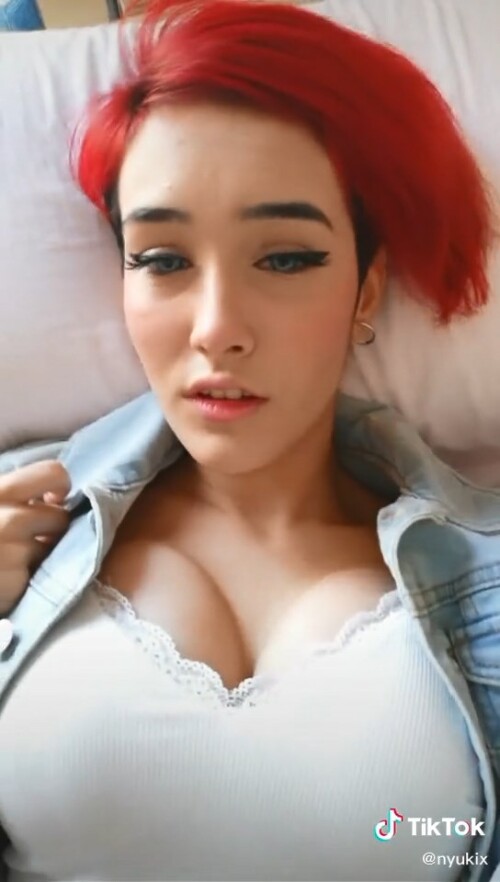 Download.mp4 snapshot 00.06 2023.06.04 23.48.4568b243cca5f00d1a