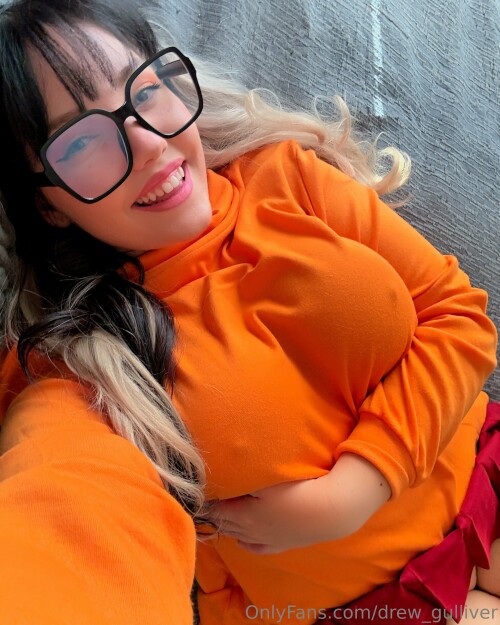 DrewGulliver_10.31.23_HAPPY.HALLOWEEEEEEEEN.1_OnlyFansf08dcb0616ffa733.jpeg