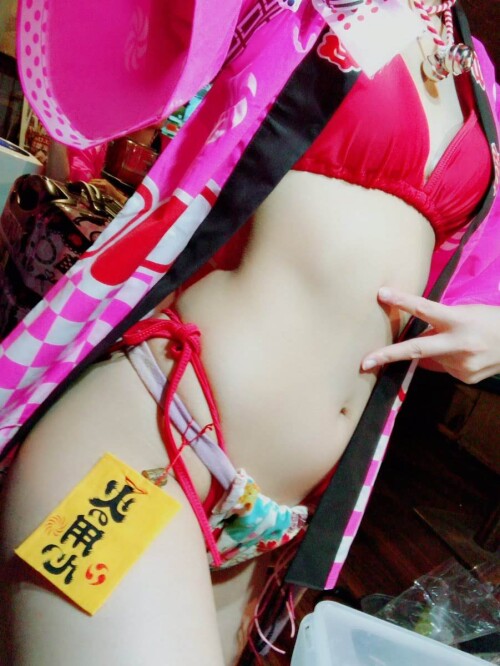 DzXyFWNUwAAFE7617f26941f3cf2577