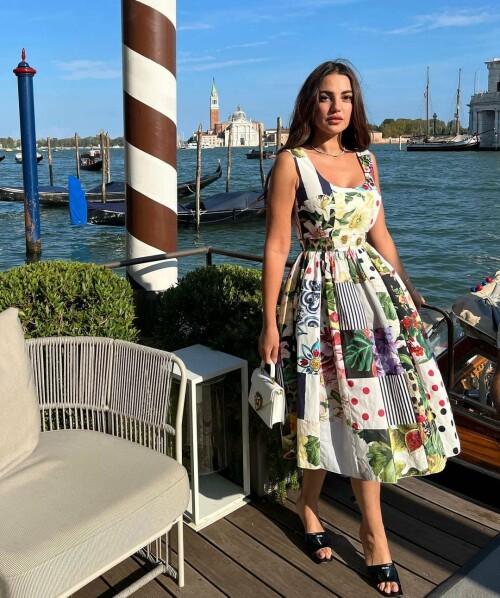 E1AE7024 53F8 467B B2FB B72EFCDD5348