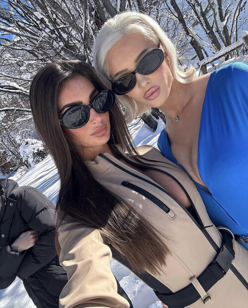 E20AB1FE BBEC 442D B9C5 8EF86CABD78655e59a0e81eb6d45