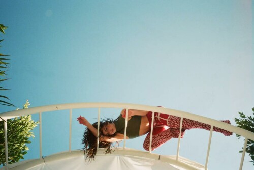 E30A9DBA BB43 42F3 8665 C70ADB710895