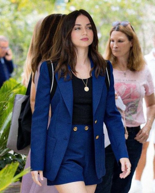 E35E920F DCE3 472E 9044 47BC47009809