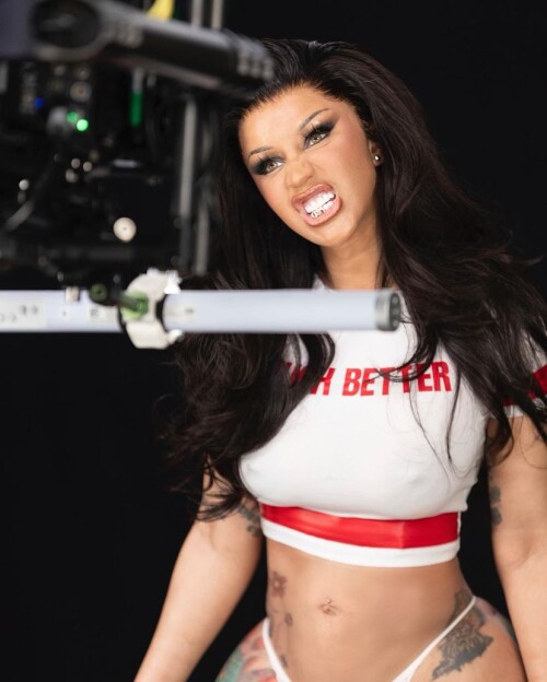 E4E444BE 9C2B 42F2 8D1F 92EED2B37393078a778dfabcb978