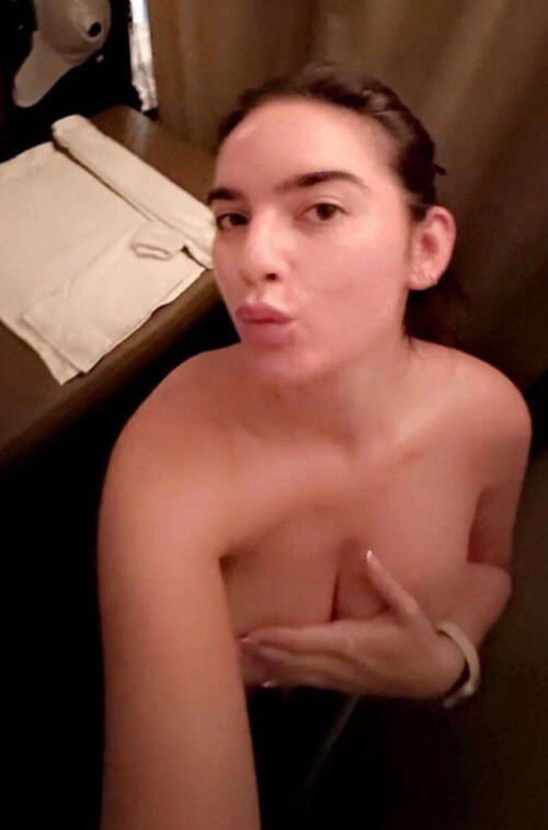 E578E05E 3718 4DCF AC94 2C1DC1CDE8843ad8a0abb627cf3d