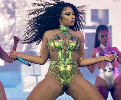 E5D36CEC 8A40 4E10 9766 980E6F298A4E