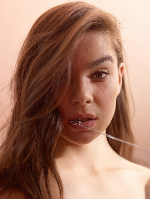 E64FFA47 ED68 4CF5 8584 5CB85ACE728C