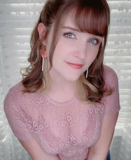 E68C11A2 AD8C 49CE A968 2C3D0ED1821A