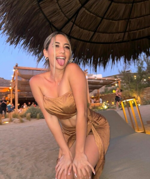 E6CHf2bVgAA7cz90d898c108451a82e