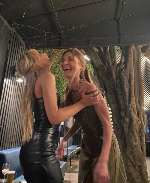 E74FF79F AD25 4318 94DB 1E718B389E5E