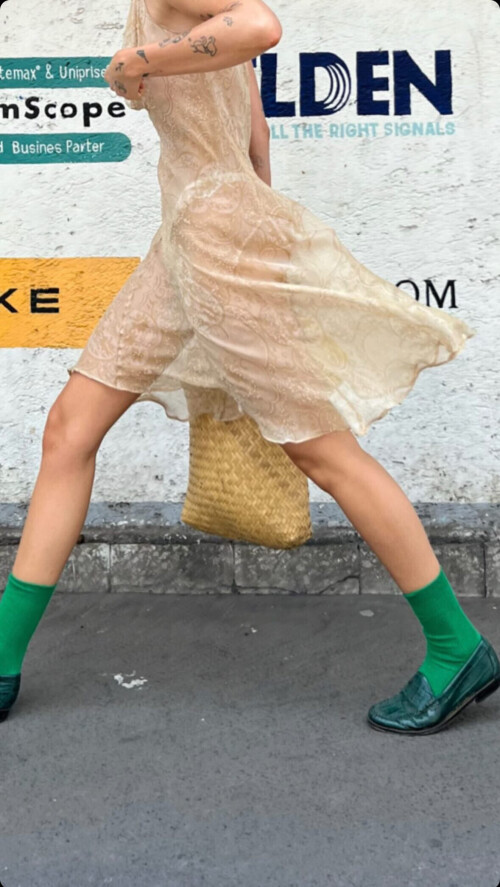 E8E27280 513F 4D11 82B4 68E7FA690B5773a5d8c24aa89d92