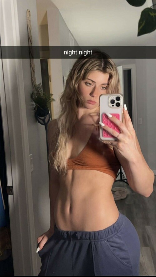 E913C787 6F90 44FB 9D8B A1CFE2FA1BAAba3aec858970cb77