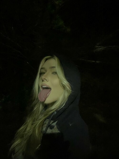 E9400880 5AC1 4268 8BE3 324B06A55219