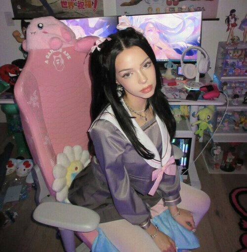 E9FC84D3 0D56 41DA 90BF 7F9E8BCAFCE7