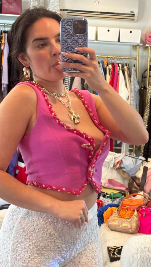 EBEB5D09 3B3E 46EB AA2B 016670653561a879e5e06db90ef7