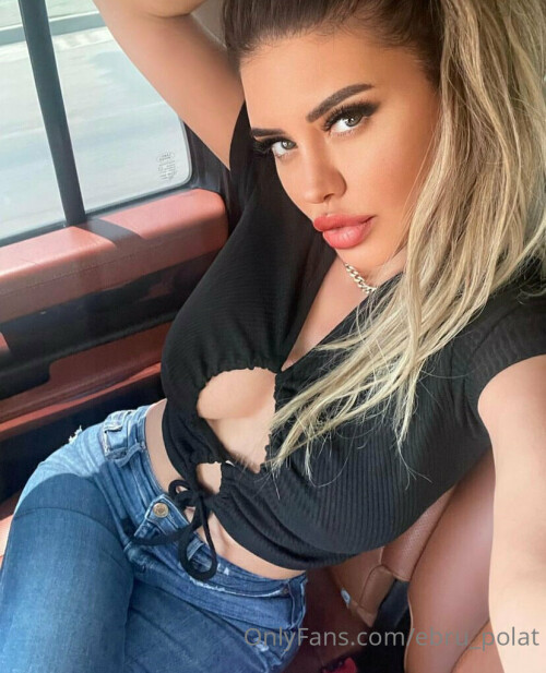 EBRU POLAT OnlyFans 2