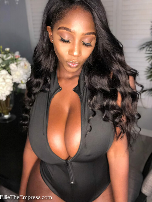 EE Ellie 026 47 1539x2048feb2e1cbf3cb9118