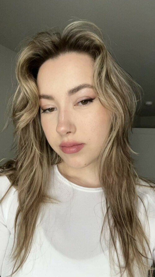 EEA38ACD 0941 406F A2F3 B7DFD6ACF297