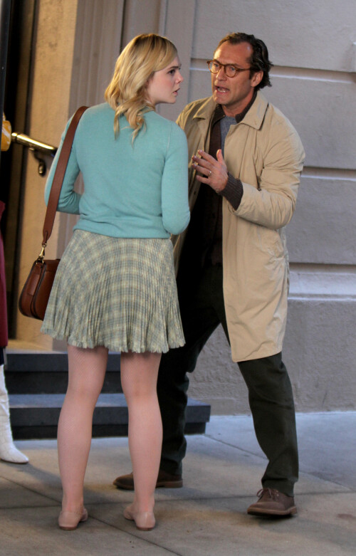 EF 323d2e0a3aecc05baa1