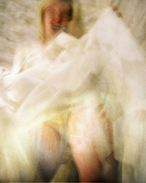 EF 4650f6537905571e64f