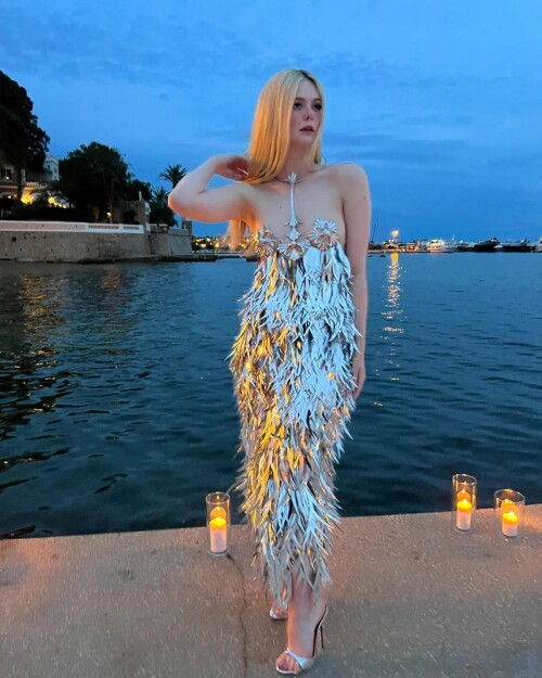 EF 65167be18d7d767dfe7