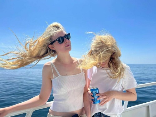 EF 70682cb796d5652aa7c