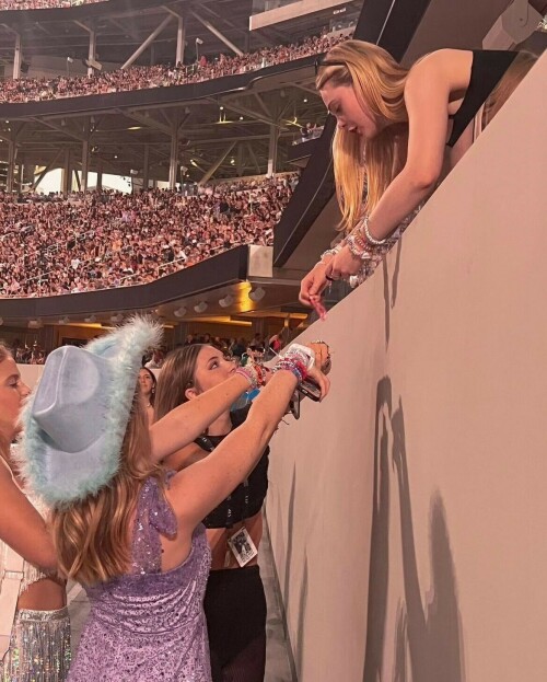 EF 74881f59eef58257ae6