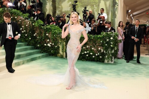 EF 971d0671bbe8a481ae5