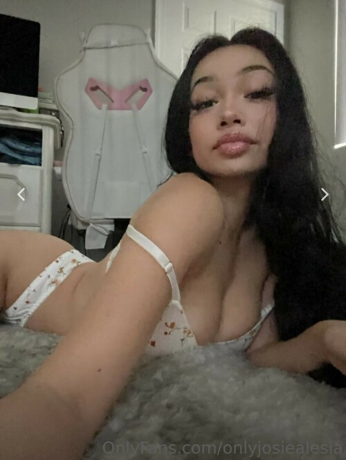 EF8A2CD5 0455 4A80 A085 9E67EB6F71D4