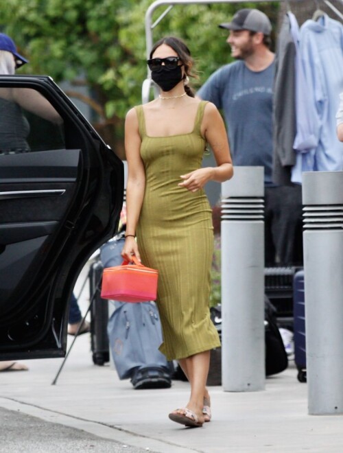 EIZA GONZALEZ 1 768x10149a9cce105b33a6f8