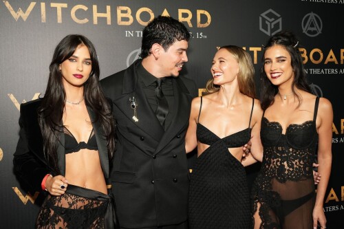 ELB3D9 1ed5483d41ea7a8ea