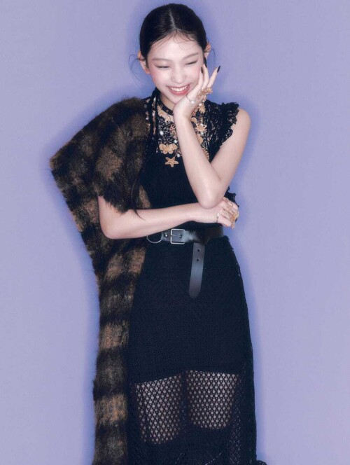 ELLE Japan 1872130335112036802 2e2230e5a32a5f50b