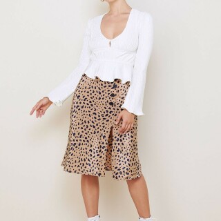 EO190714T_ANGIETOP_623cd77d695051a69