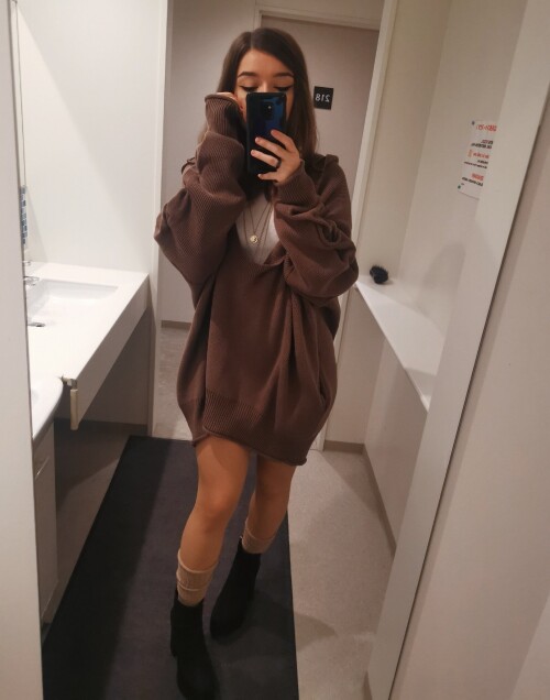 EOVsoiGUUAAaIvE51dec8368434cb05