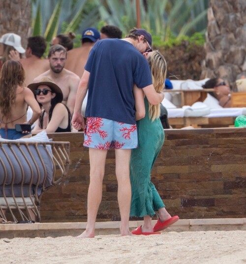 ER-119004033c6c0e82b3