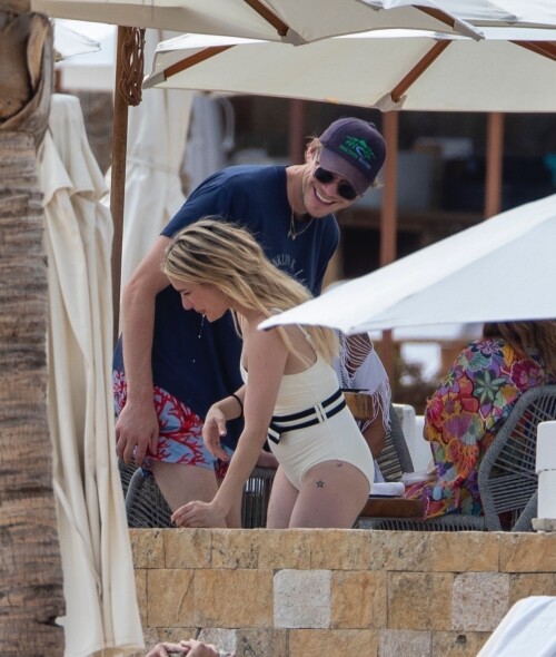 ER-16421f893378e2904e