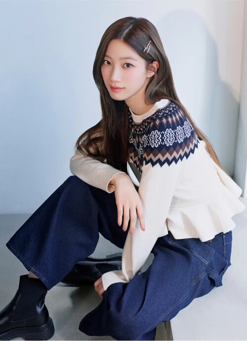 EUNCHAE n KAZUHA for GU x rokh documents 14263090271ff8d54d