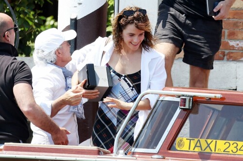 EW 10 e665ed4999d3c1e9