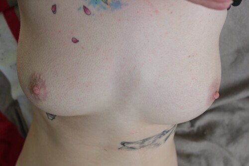 EalL55EWkAIZgHVe906724f6df2b58b