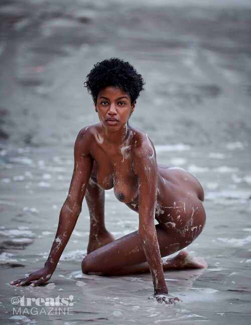 Ebonee Davis Fantastic Naked Body 107884ed207e935af