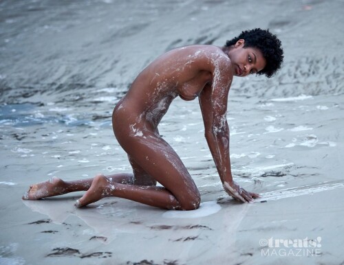 Ebonee Davis Fantastic Naked Body 121ad1d97a3704c32b