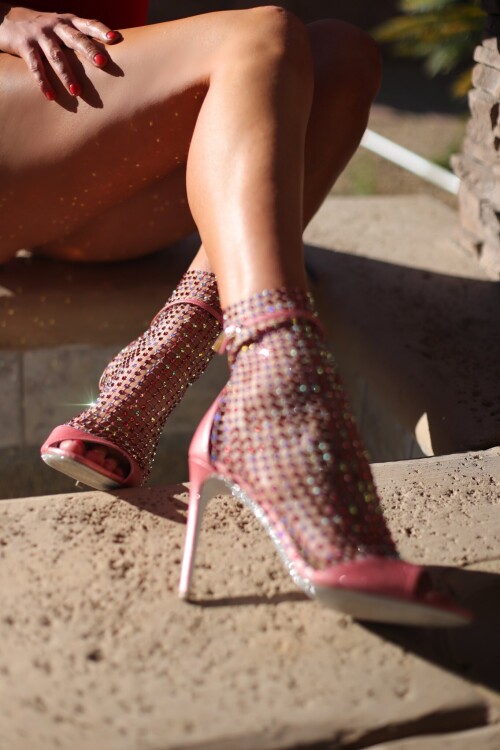 EcdTmCSU0AAAeRia908b624476e5f4d