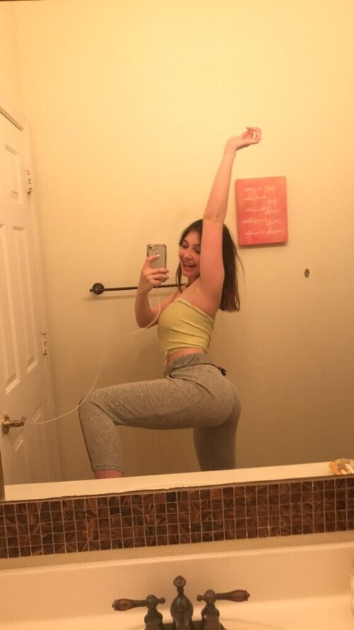 Ei3L09uWoAEVbz2311165d168397b2d