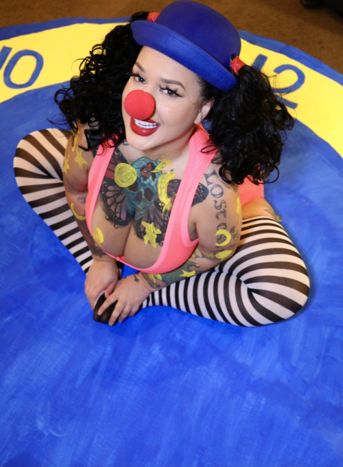 Eke6QrmVMAAHc-Yc1dadac8b62d9251