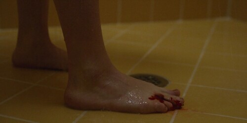 Elizabeth-Olsen-Feet-71879200531cbabaabf1be8