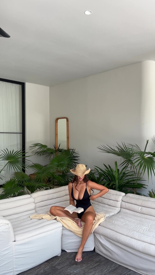 Ella Cervetto 10492121d2738b19c7